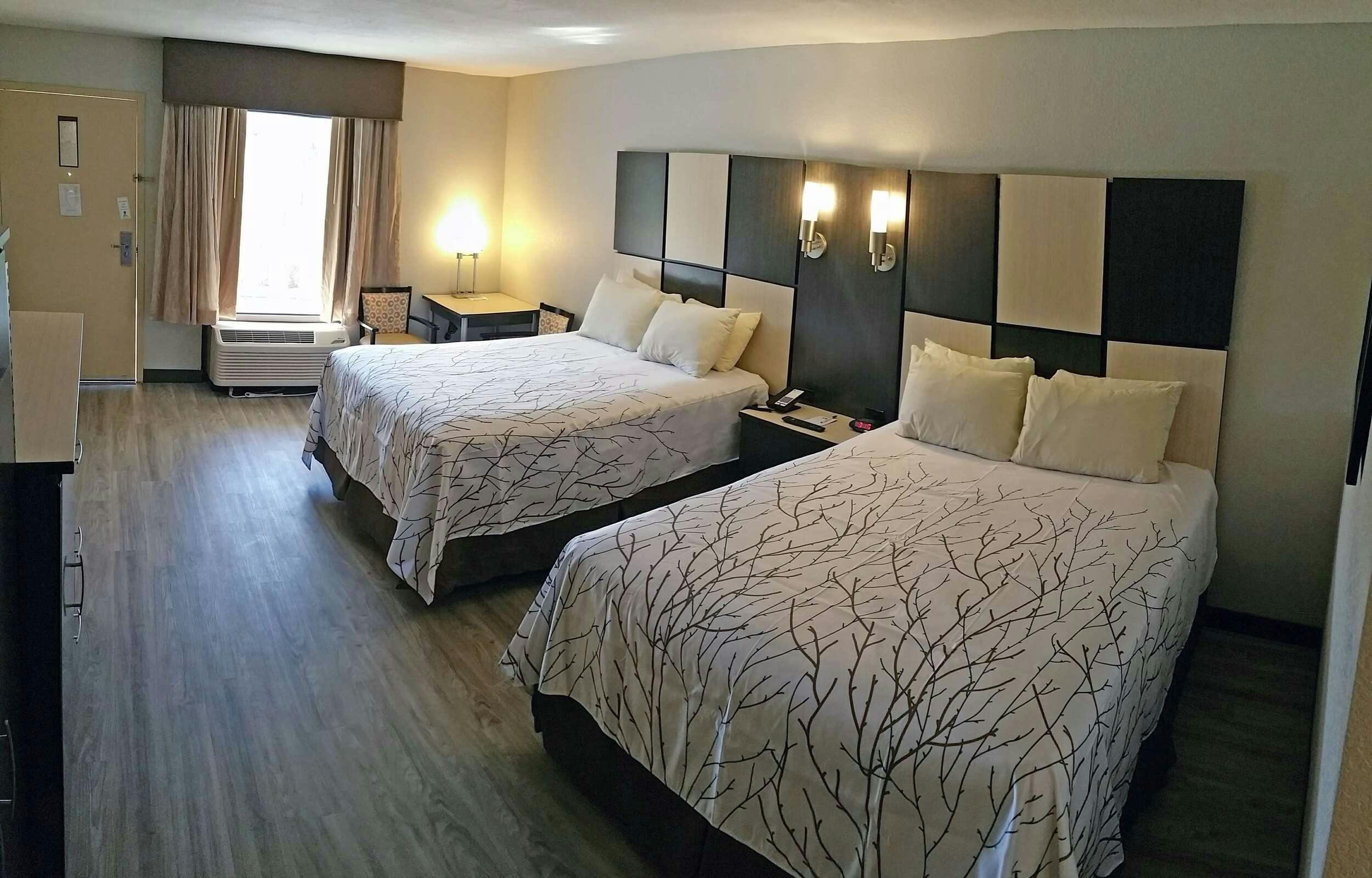 Hotel Best Western Cades Cove Inn photo 1