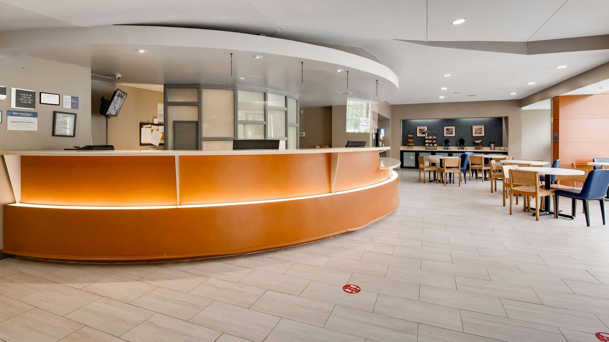 Hotel Best Western Plus Augusta North Inn & Suites photo 3