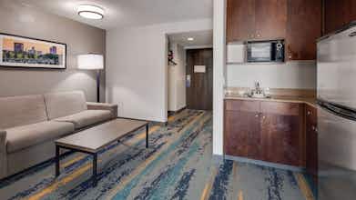 Hotel Best Western Plus Augusta North Inn & Suites photo 5