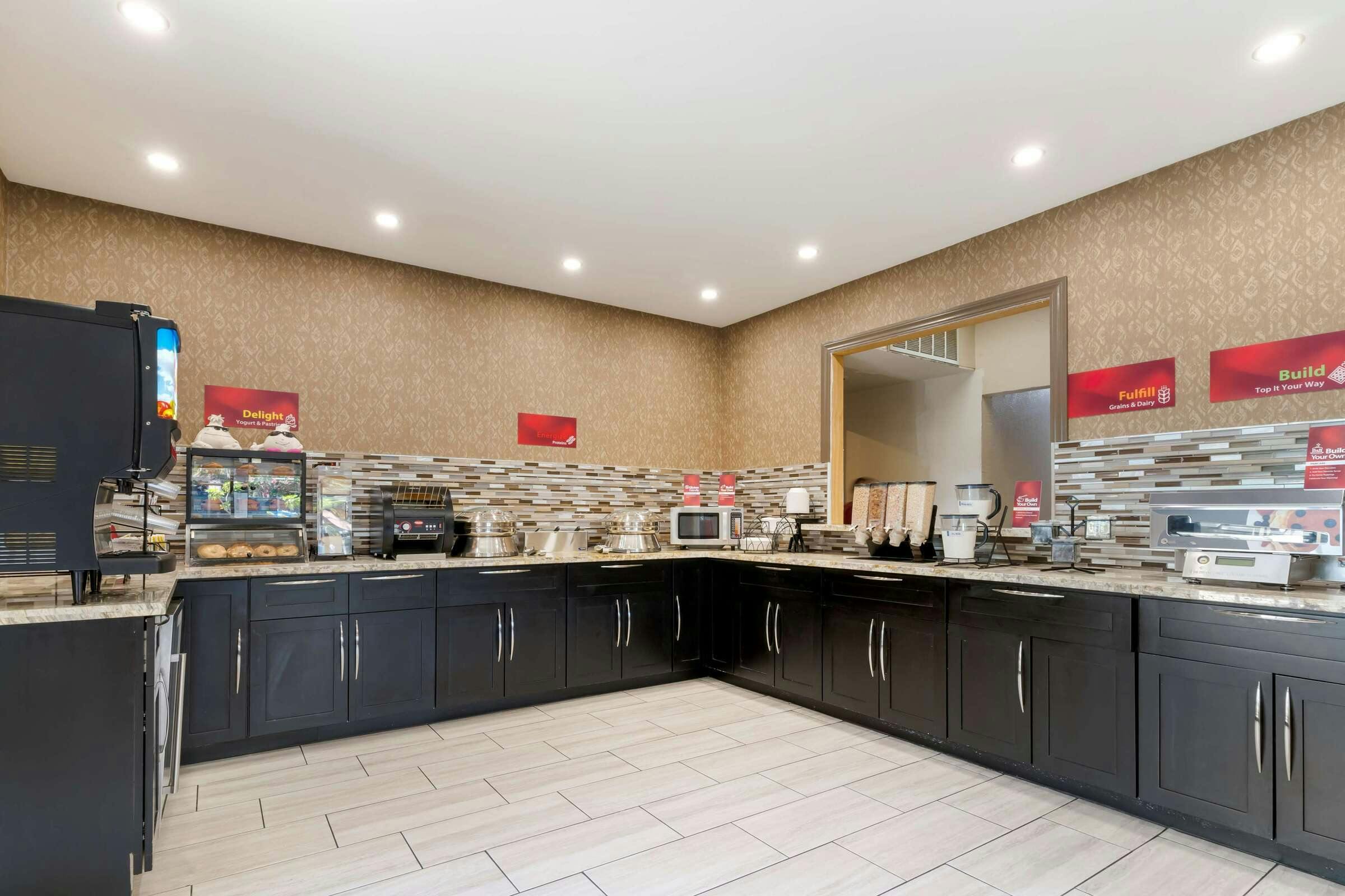 Hotel Best Western Plus Forest Park Inn photo 4