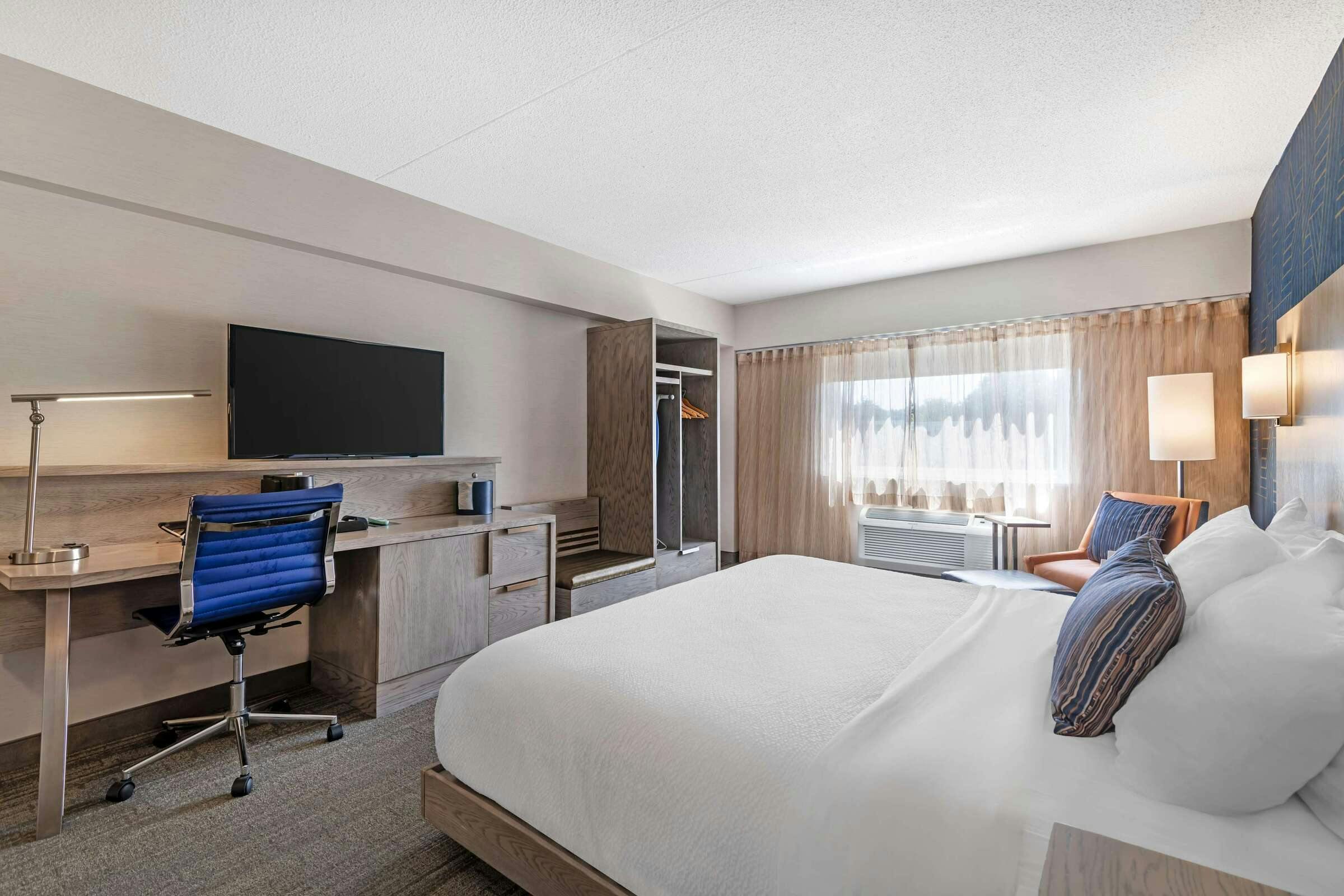 Hotel Best Western Plus Landmark Inn photo 1