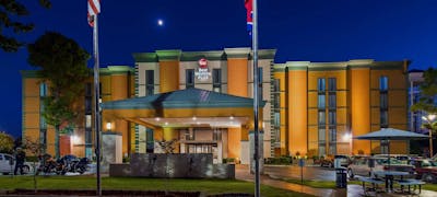 Best Western Plus Galleria Inn & Suites