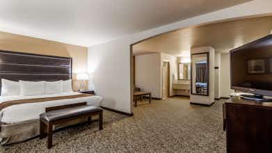 Hotel Best Western Oak Meadows Inn photo 1
