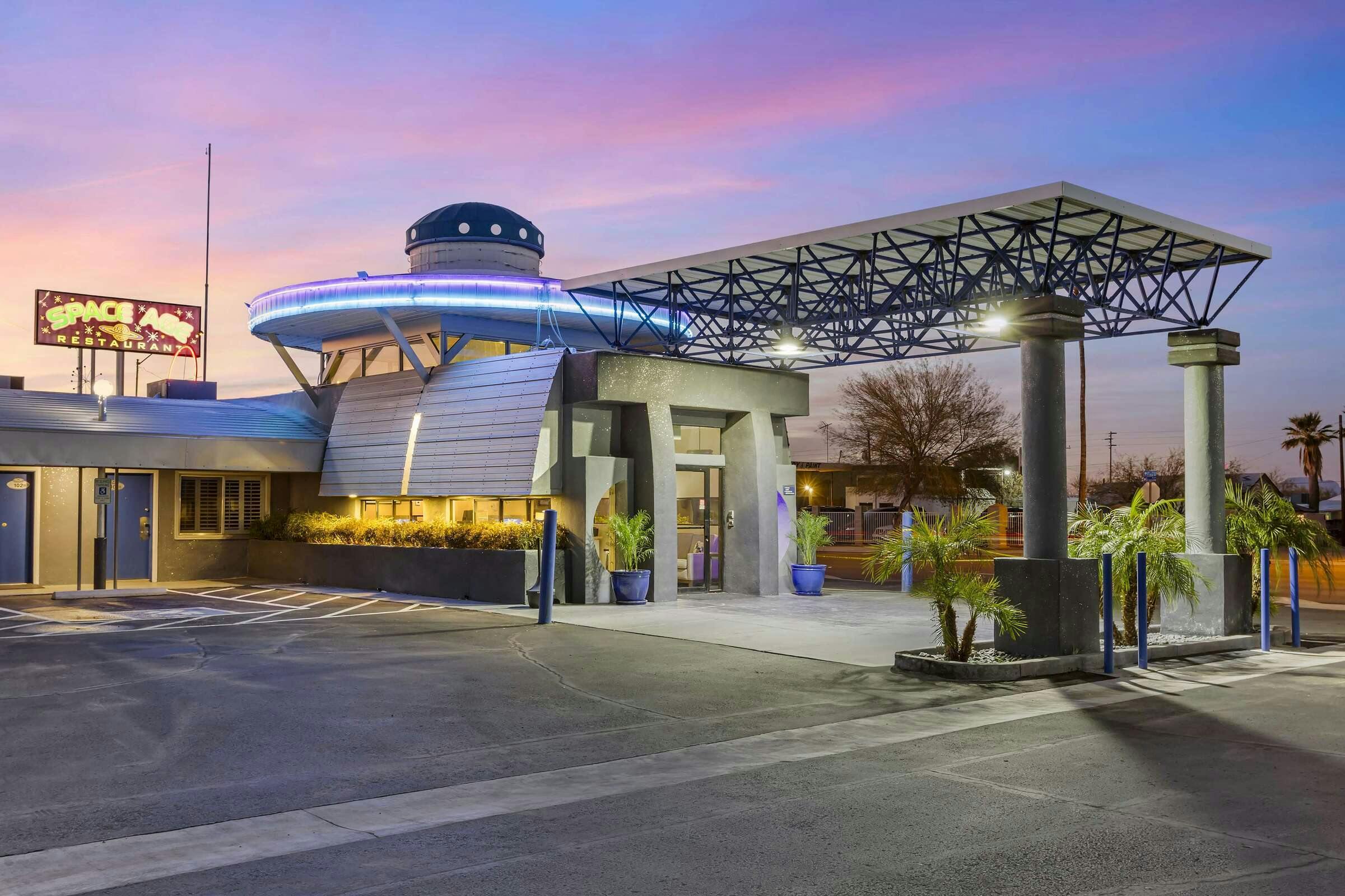 Best Western Space Age Lodge