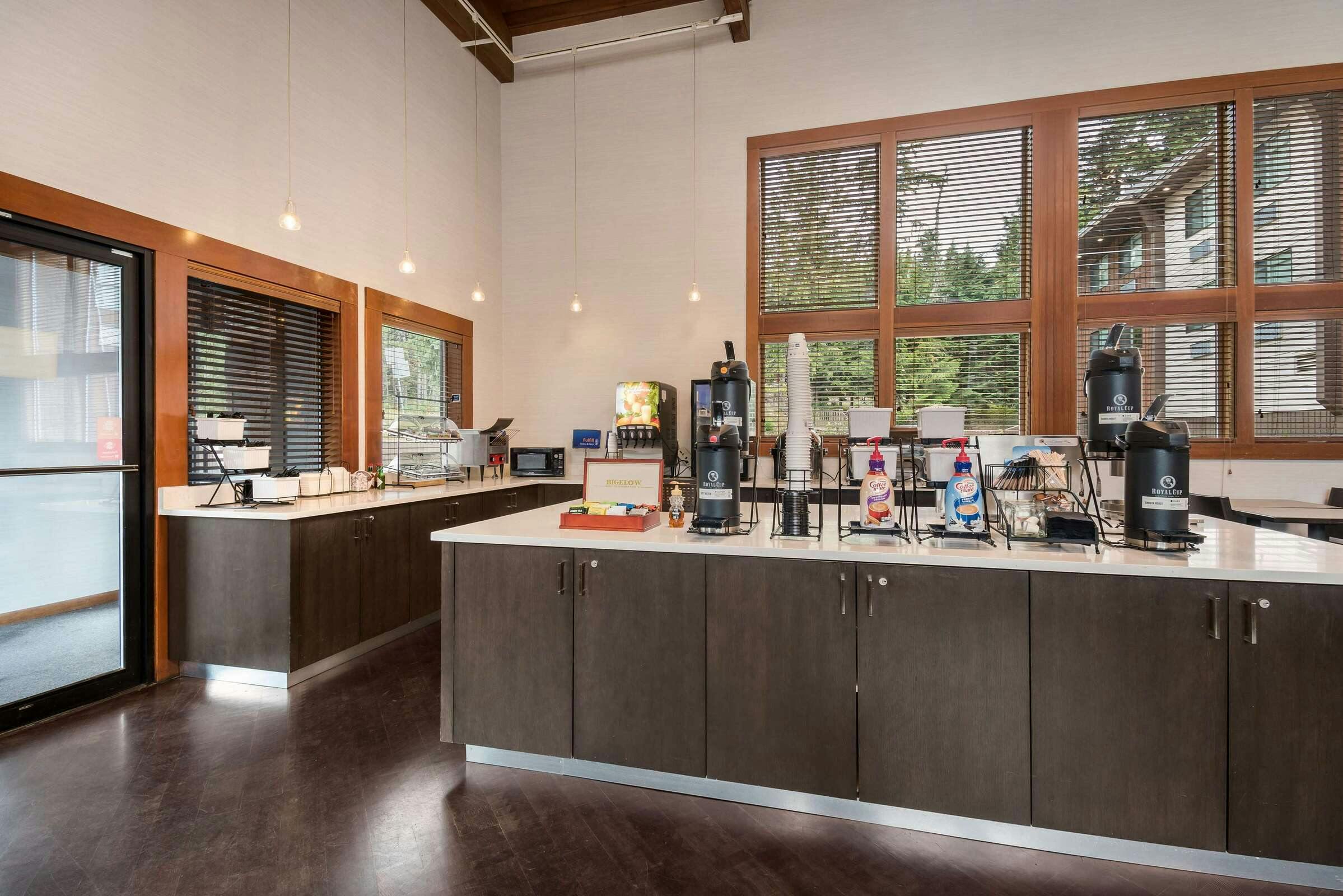 Hotel Best Western Mt. Hood Inn photo 1