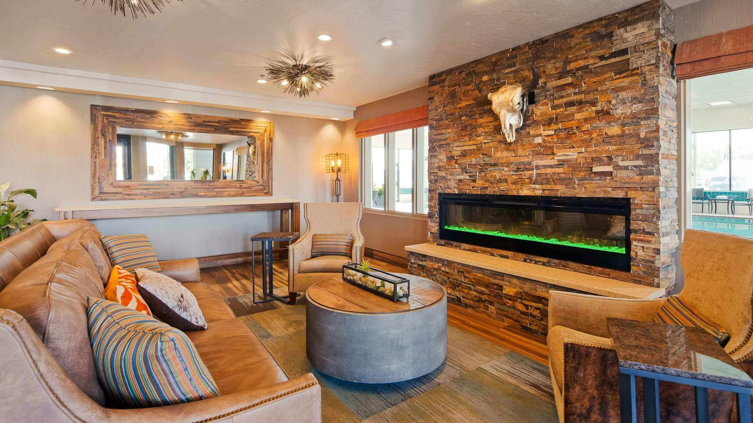 Hotel Best Western Plus Cottontree Inn photo 1