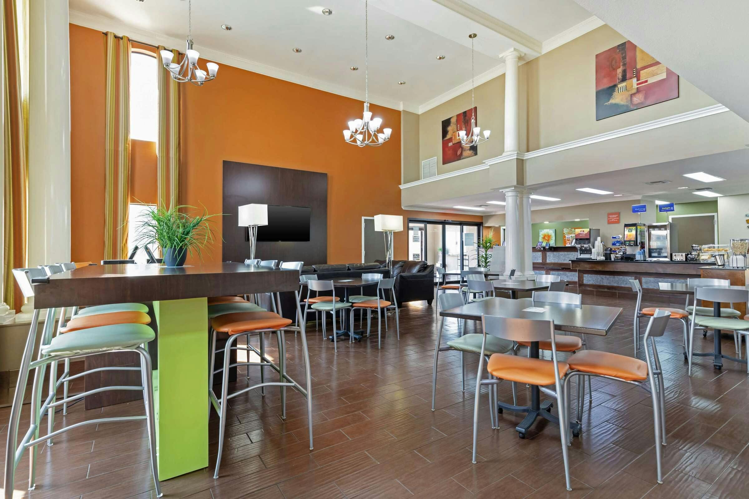 Hotel Best Western Inn & Suites photo 3