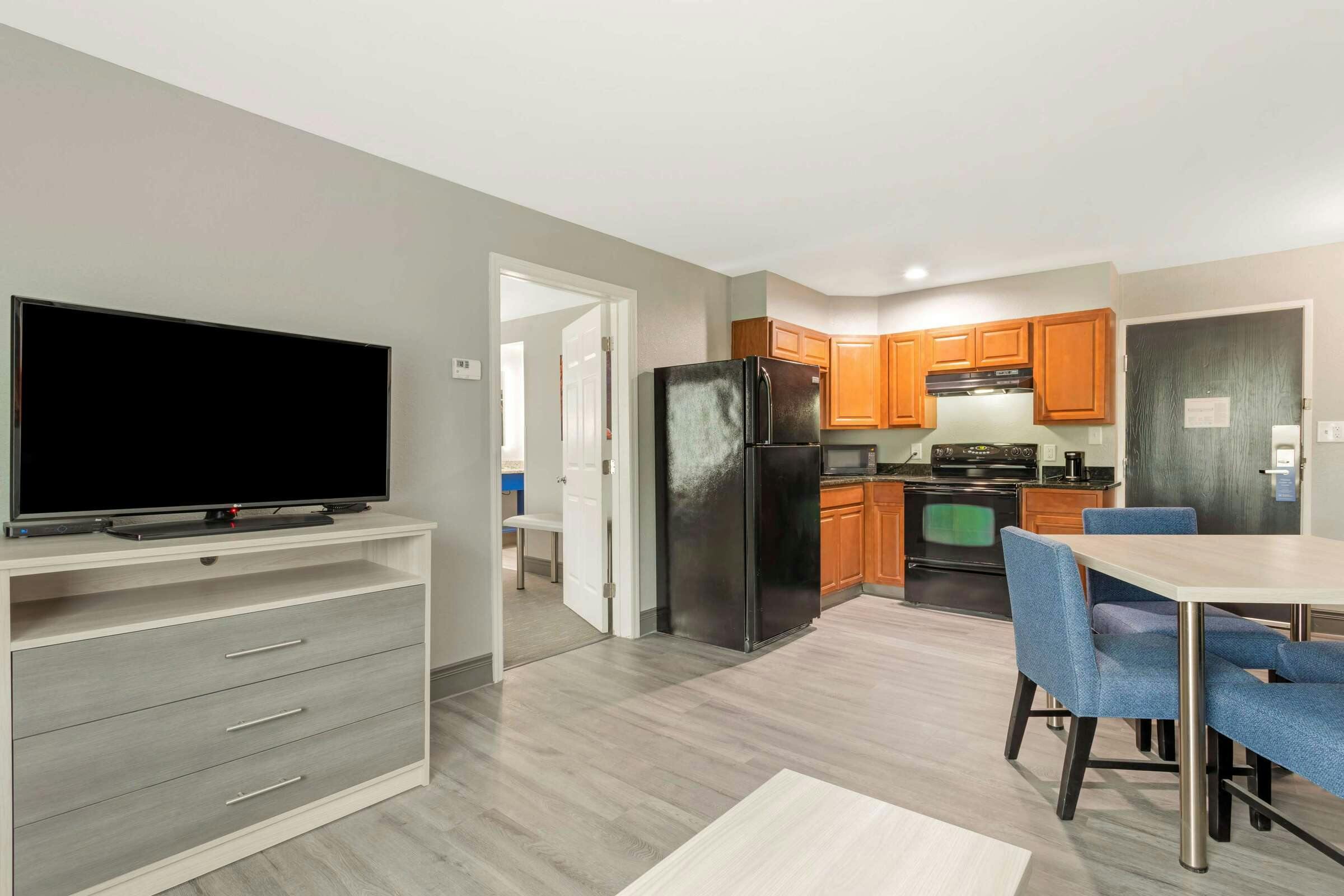 Hotel Best Western Plus Magnolia Inn & Suites photo 1