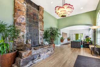 Hotel Best Western Plus Capitola By The Sea Inn & Suites photo 1