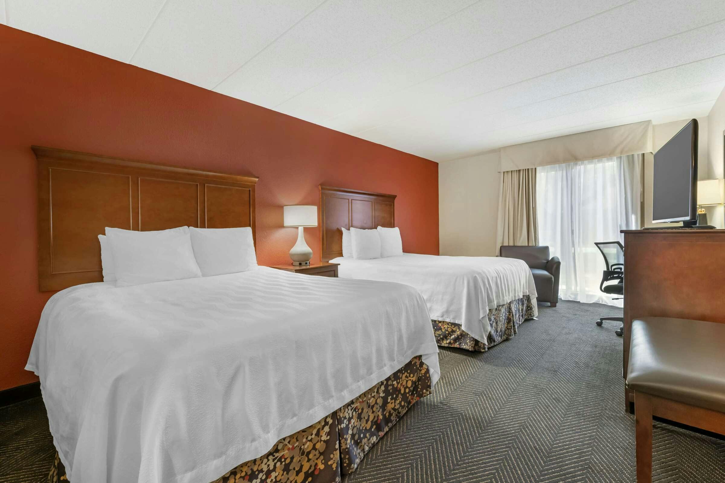 Hotel Best Western Plus St. Paul North/Shoreview photo 1