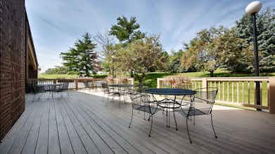 Hotel Best Western Shelbyville Lodge photo 4