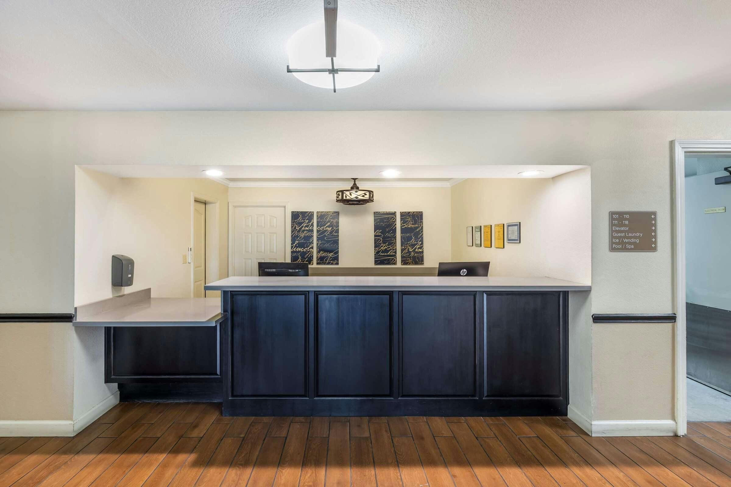 Hotel Best Western John Jay Inn photo 1