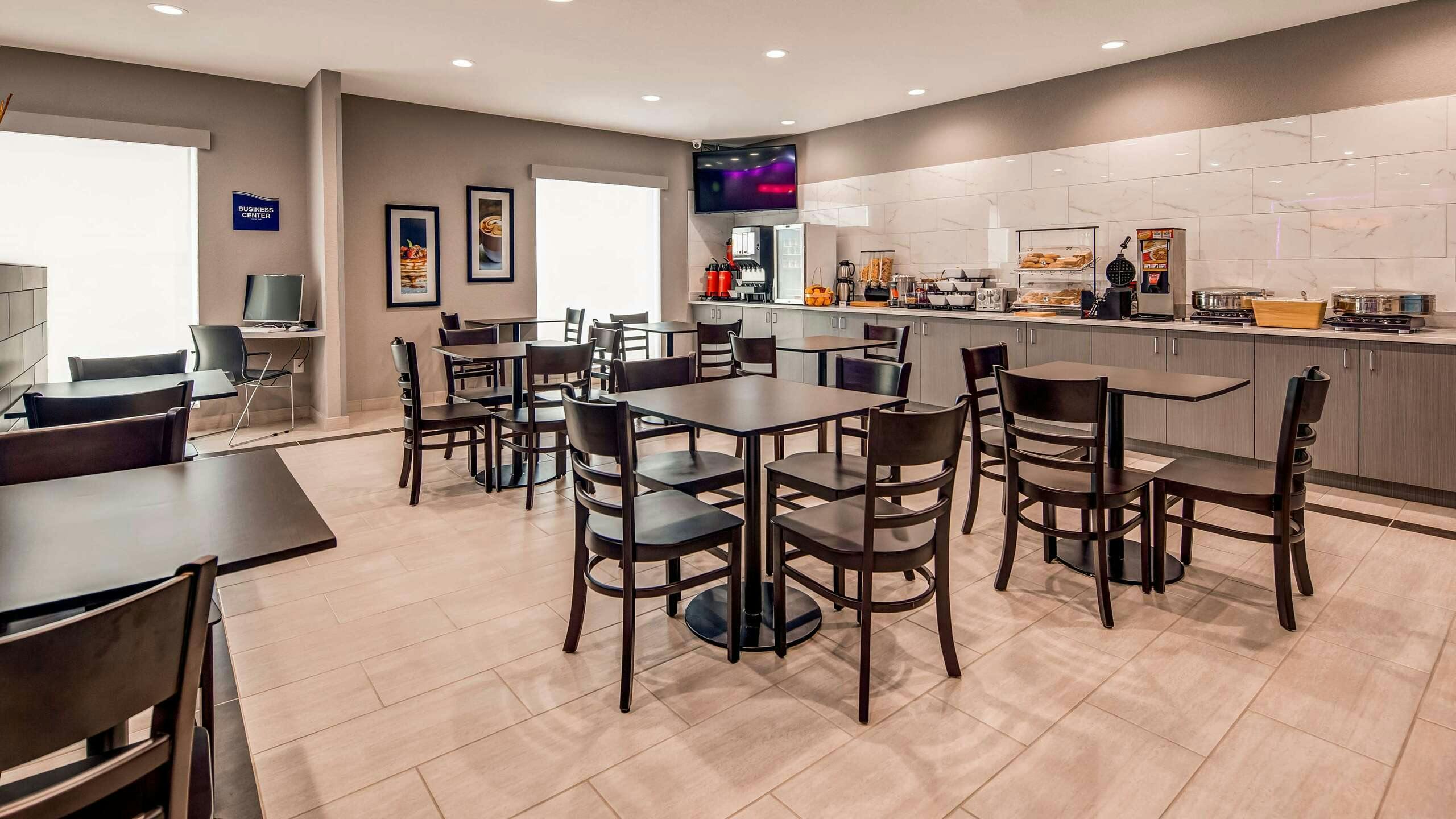 Hotel Sure Stay Plus Hotel By Best Western Humble photo 4