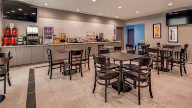 Hotel Sure Stay Plus Hotel By Best Western Humble photo 5