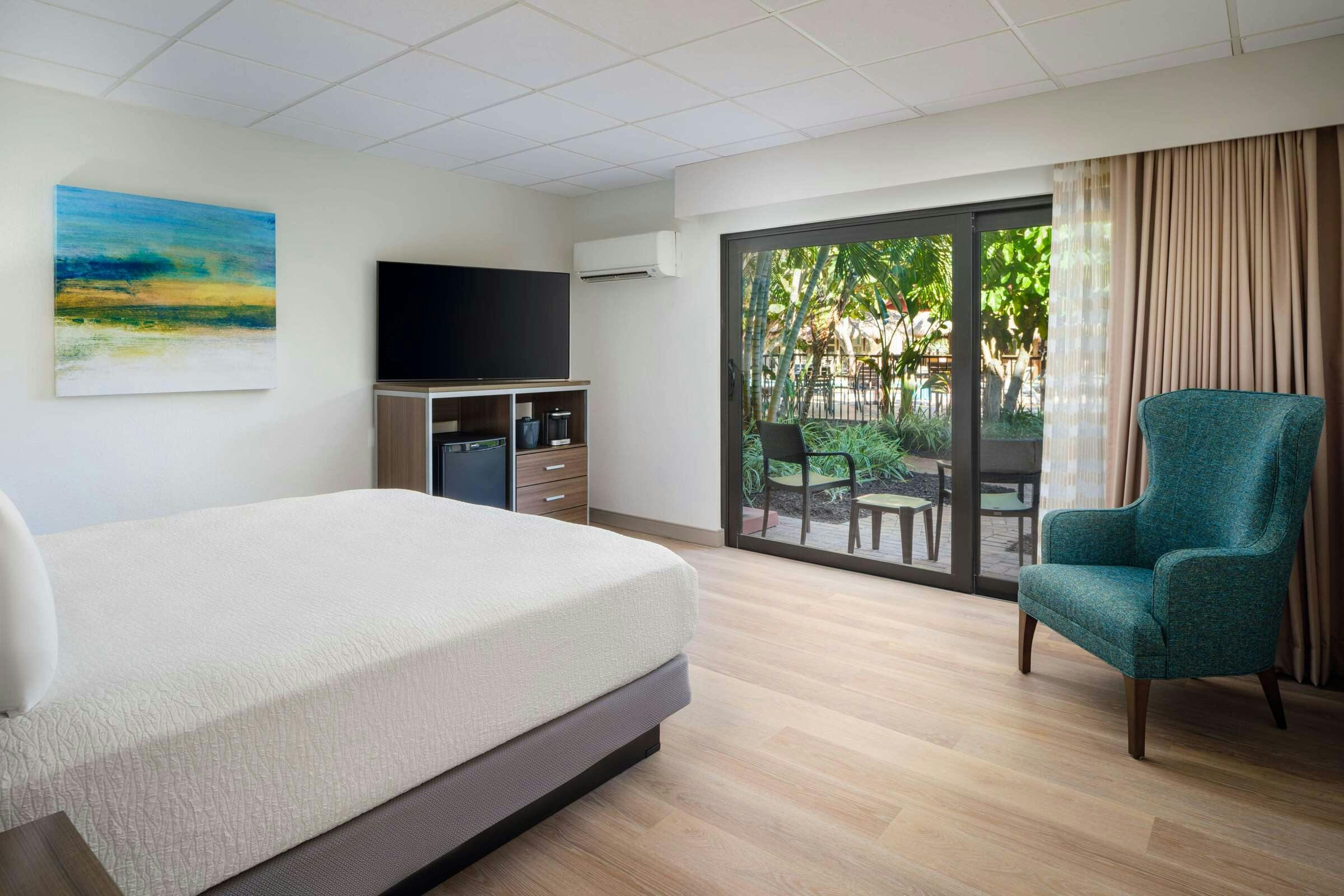 Hotel Best Western Naples Inn & Suites photo 1