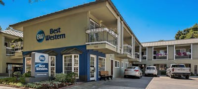 Best Western University Lodge