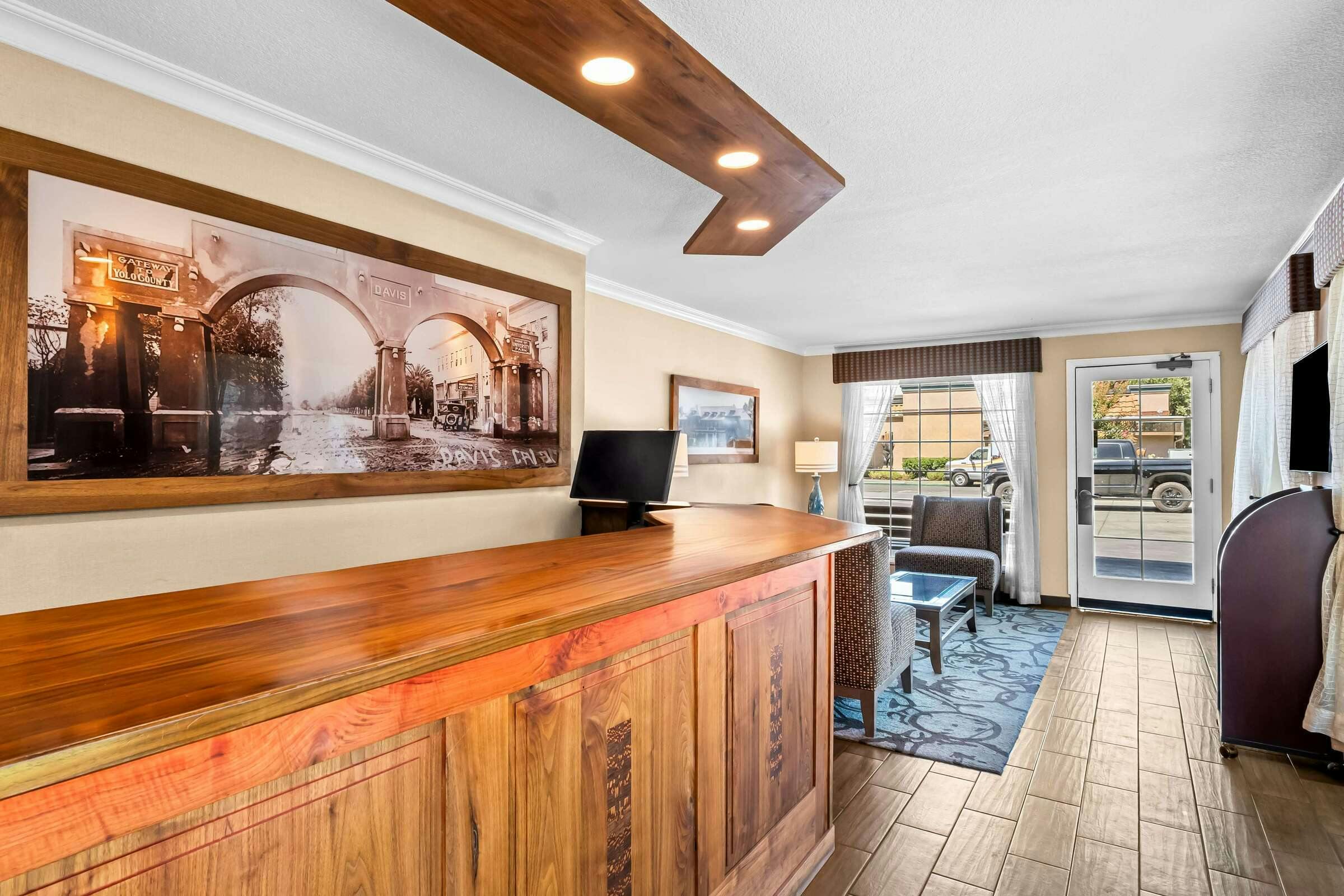 Hotel Best Western University Lodge photo 1