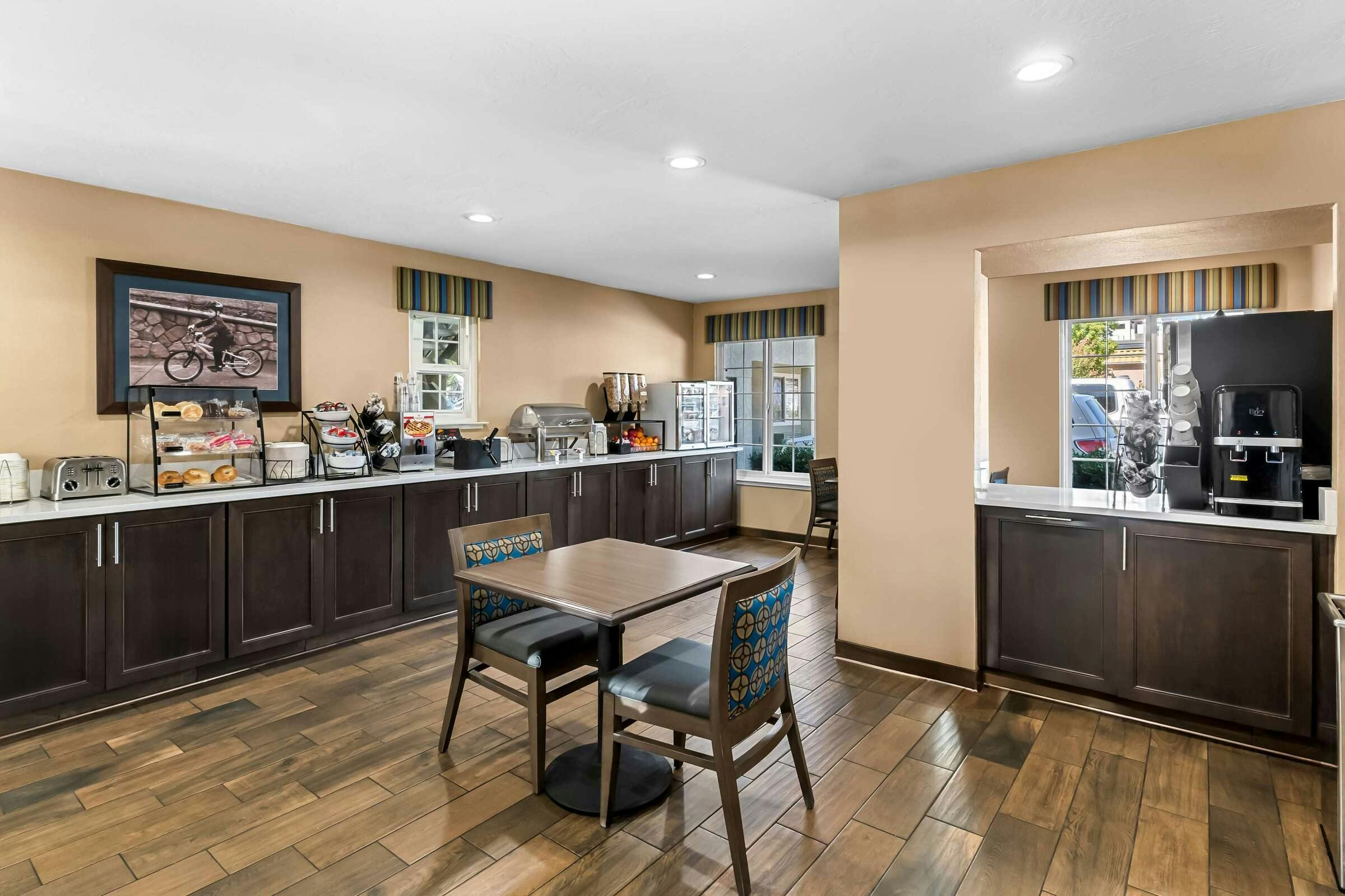 Hotel Best Western University Lodge photo 5