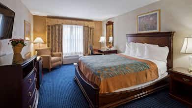 Hotel Best Western Plus Lawnfield Inn & Suites photo 4