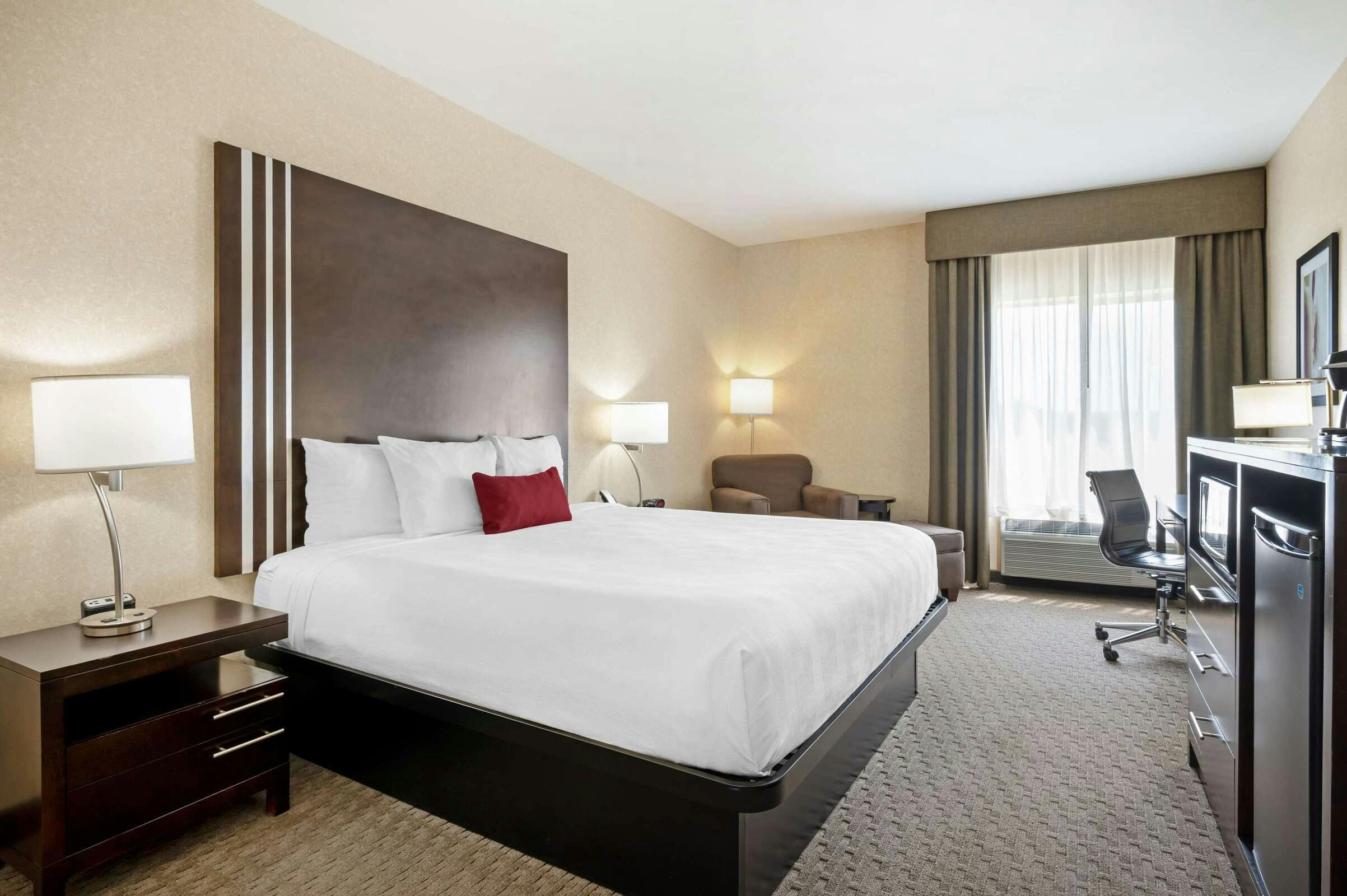 Hotel Best Western Plus Howe Inn photo 2