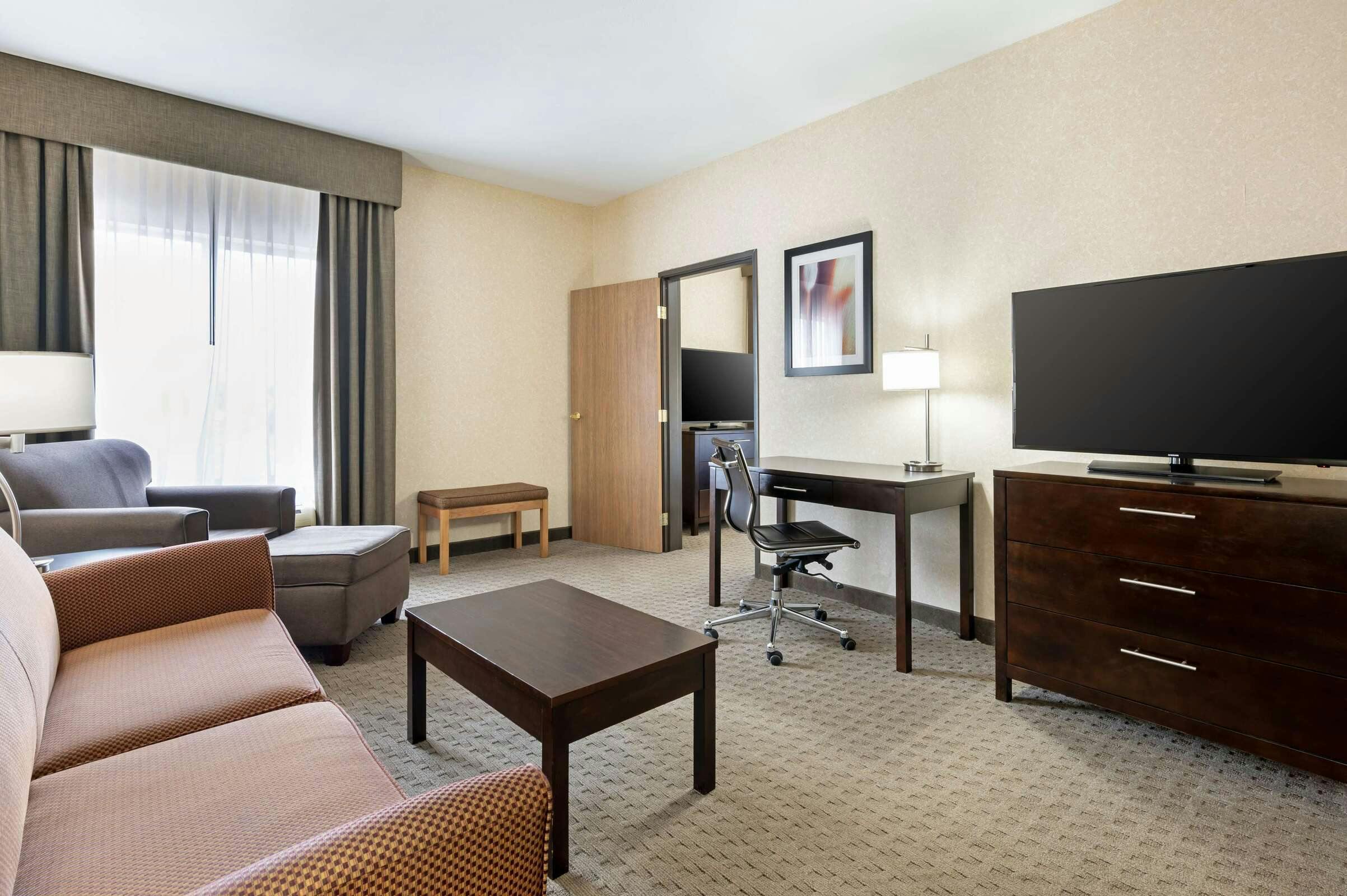 Hotel Best Western Plus Howe Inn photo 4