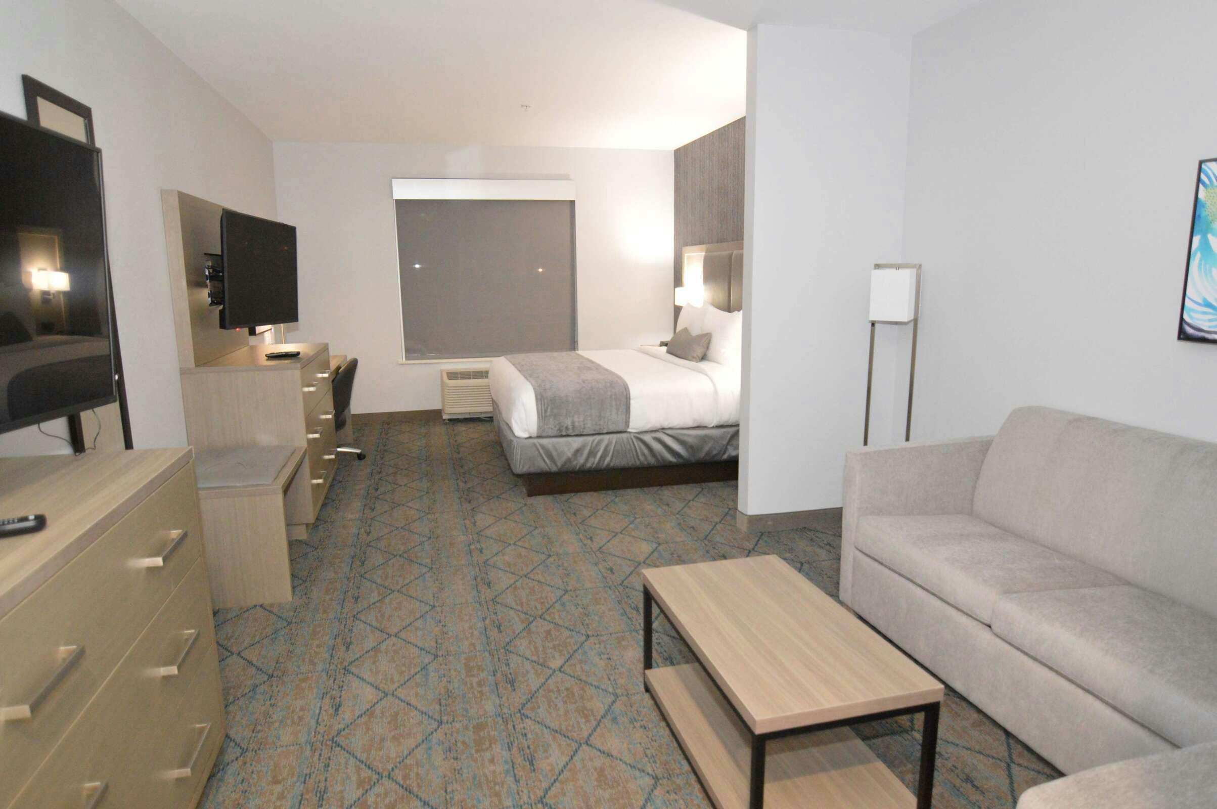 Hotel Best Western Plus Executive Residency Oklahoma City I 35 photo 4