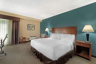 Hotel Best Western Plus Plattsburgh photo 1