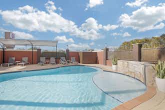 Hotel Best Western Plus Edinburg Inn & Suites photo 1