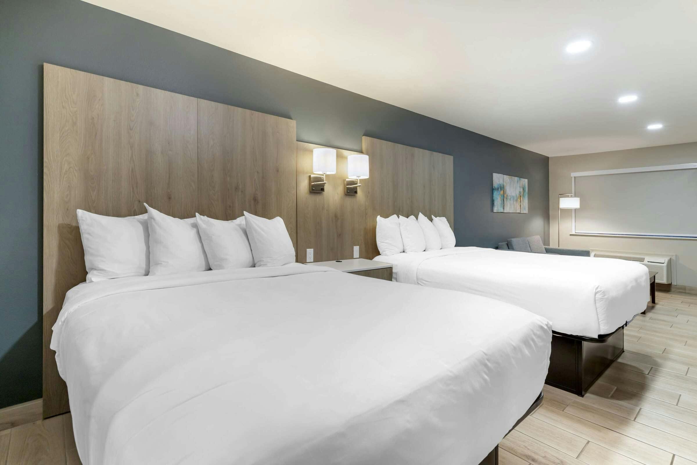 Hotel Best Western Plus Edinburg Inn & Suites photo 3