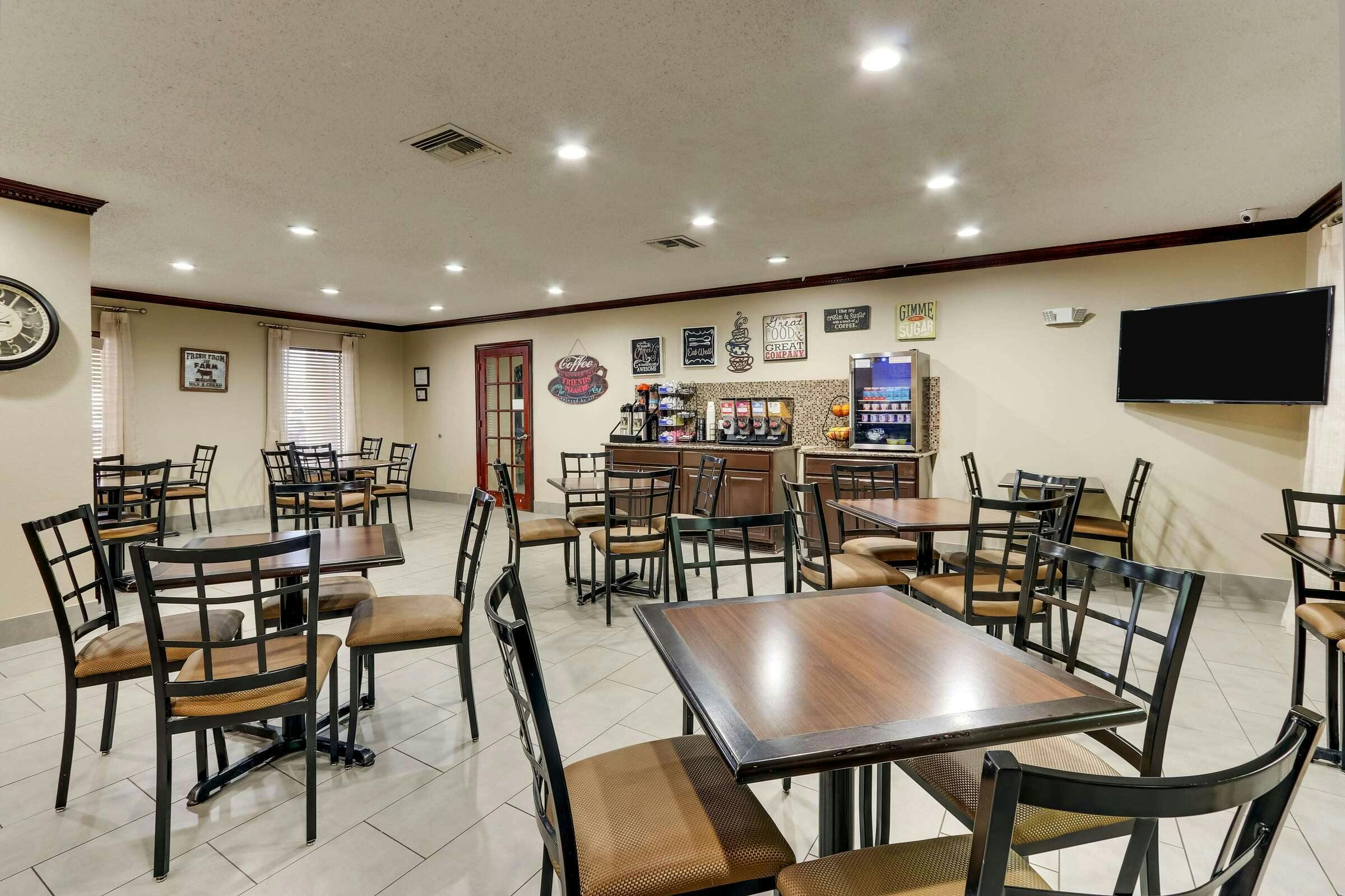 Hotel Best Western Plus University Inn & Suites photo 3
