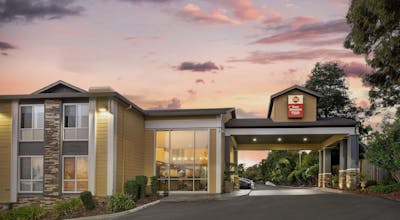 Best Western Plus Heritage Inn