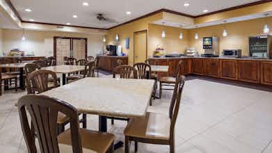 Hotel Best Western Geneseo Inn photo 3