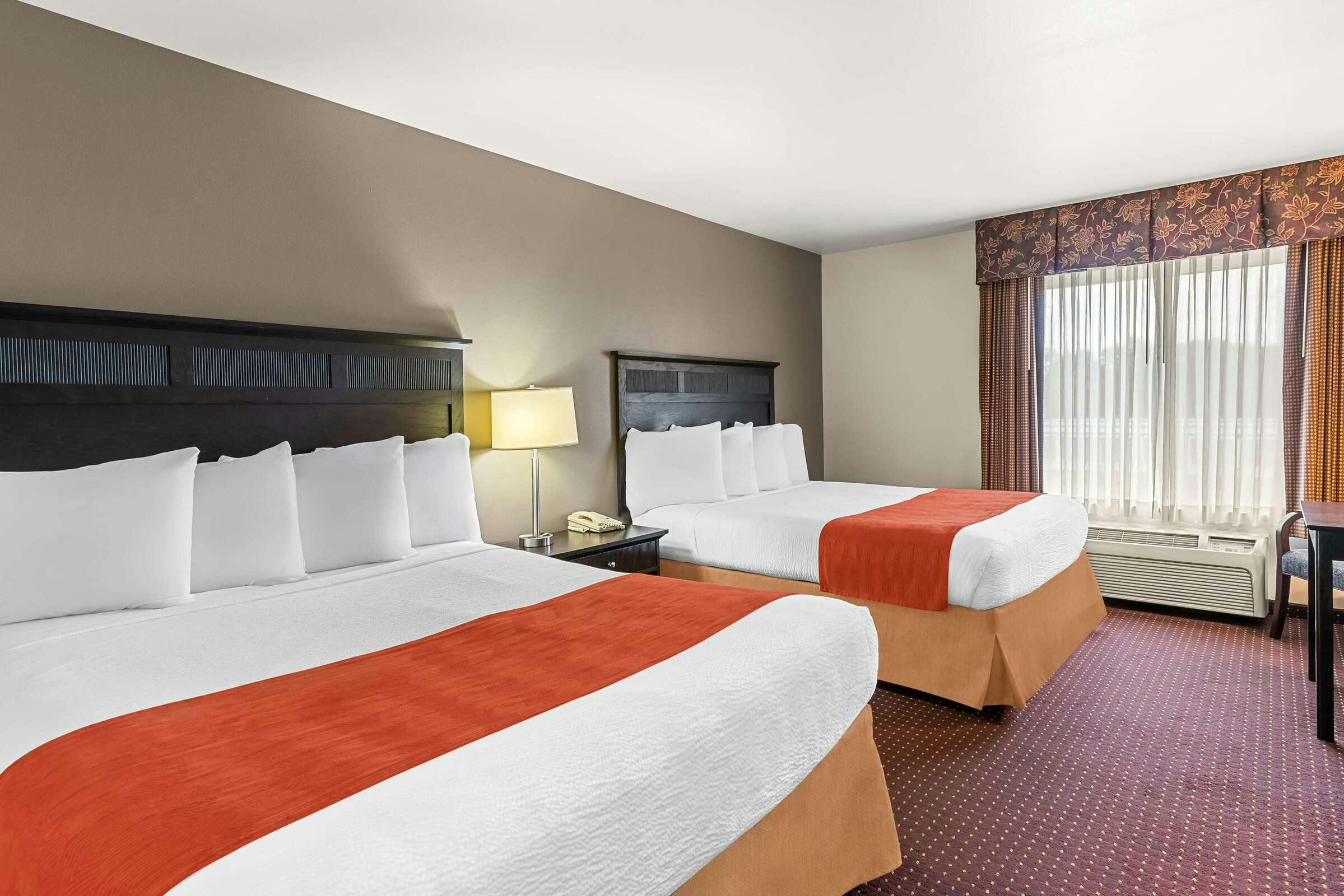 Hotel Best Western Legacy Inn & Suites Beloit/South Beloit photo 1