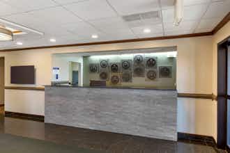 Hotel Best Western Plus South Hill Inn photo 1