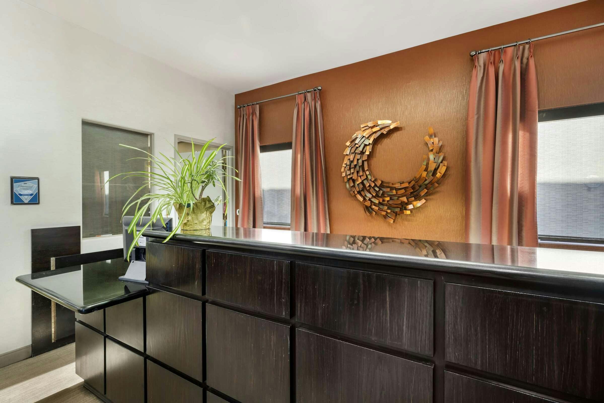 Hotel Best Western Royal Palace Inn & Suites photo 5