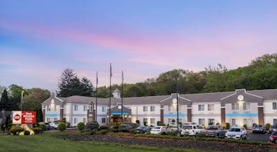 Best Western Plus New England Inn & Suites