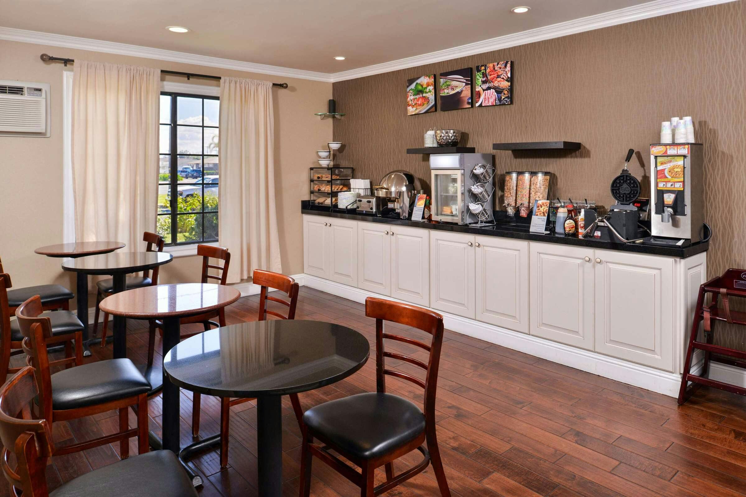 Hotel Best Western Palm Garden Inn photo 5