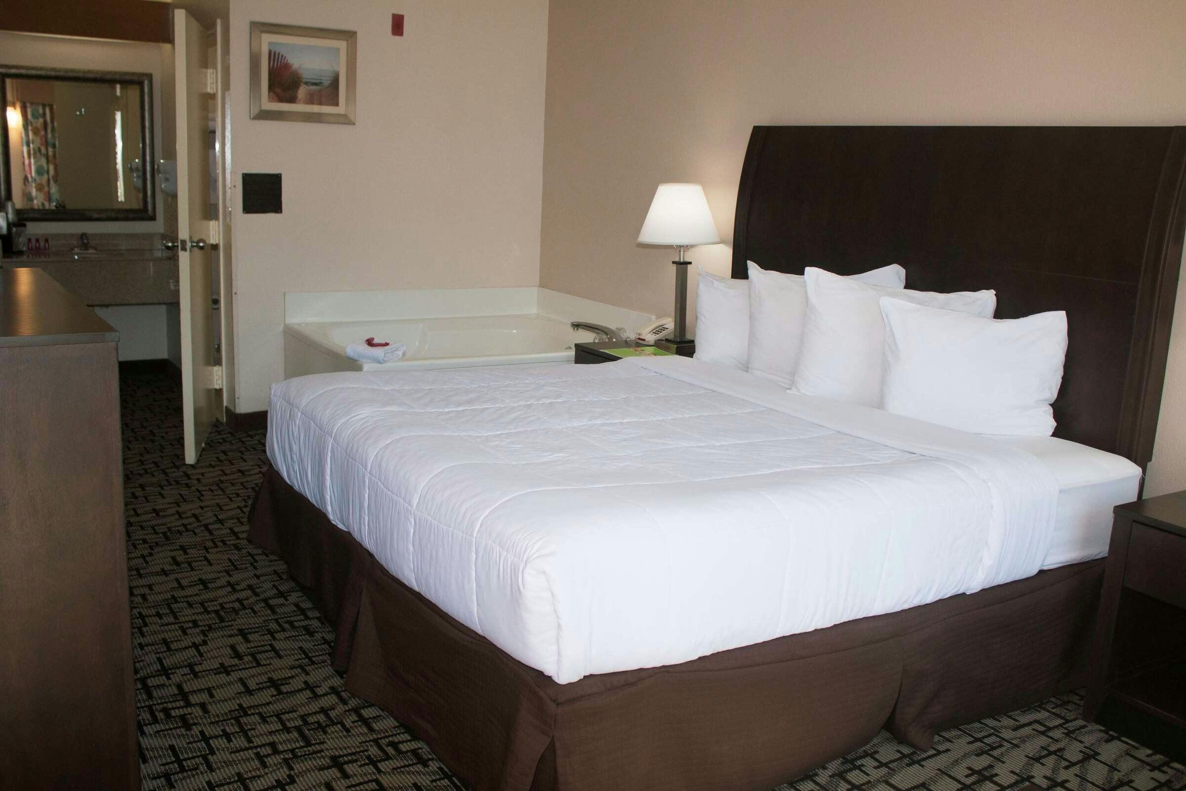 Hotel Sure Stay Hotel By Best Western North Myrtle Beach photo 5
