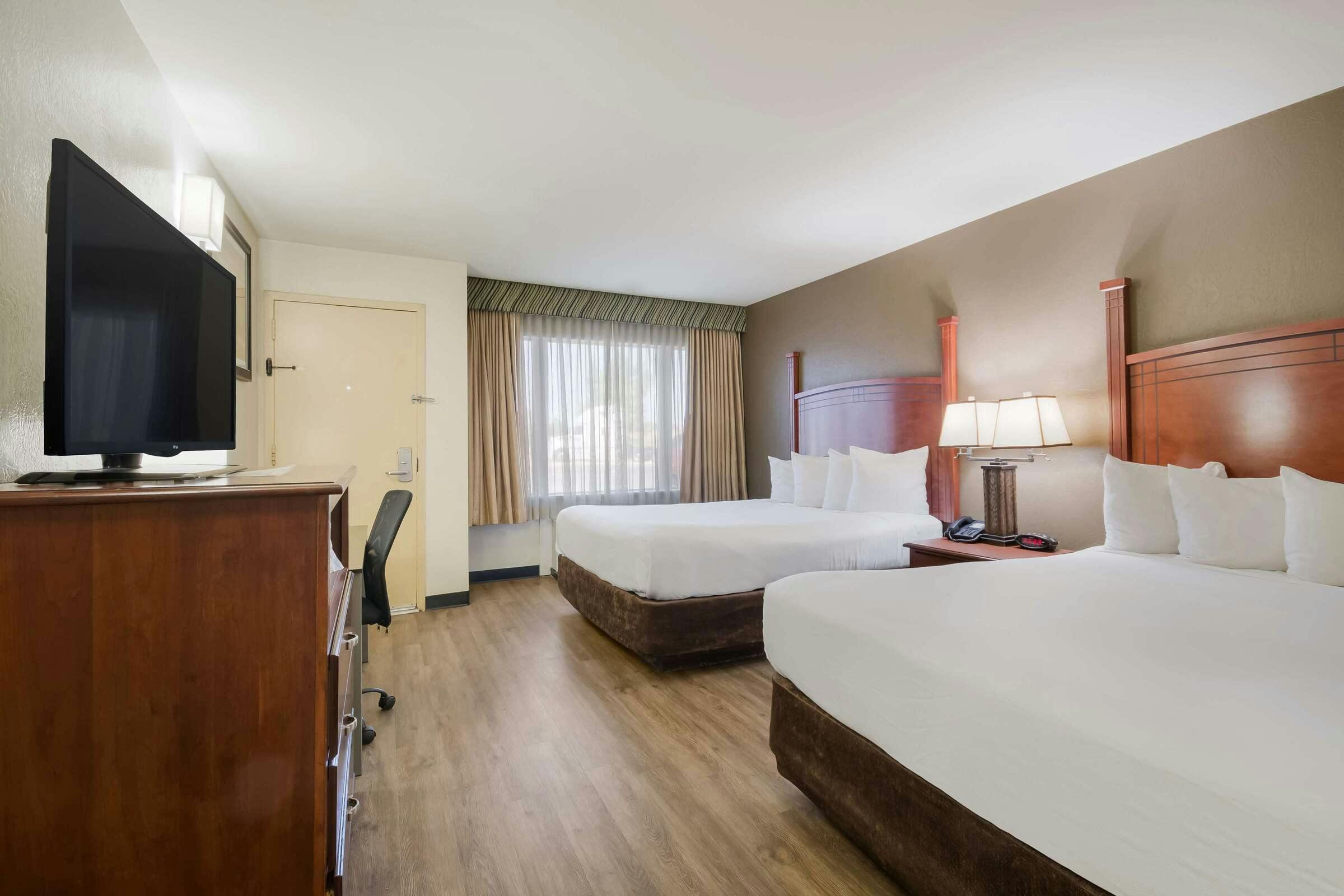 Hotel Best Western Plus Lawton Hotel & Convention Center photo 2