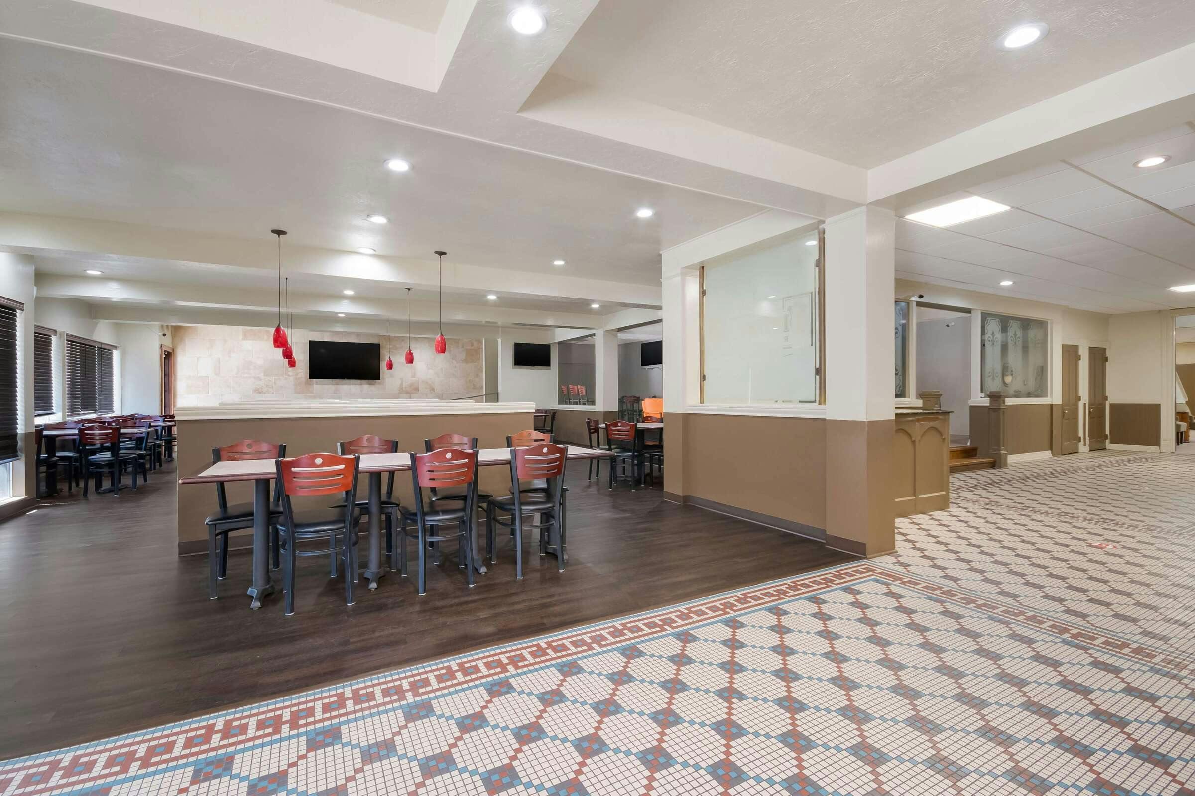 Hotel Best Western Plus Lawton Hotel & Convention Center photo 4