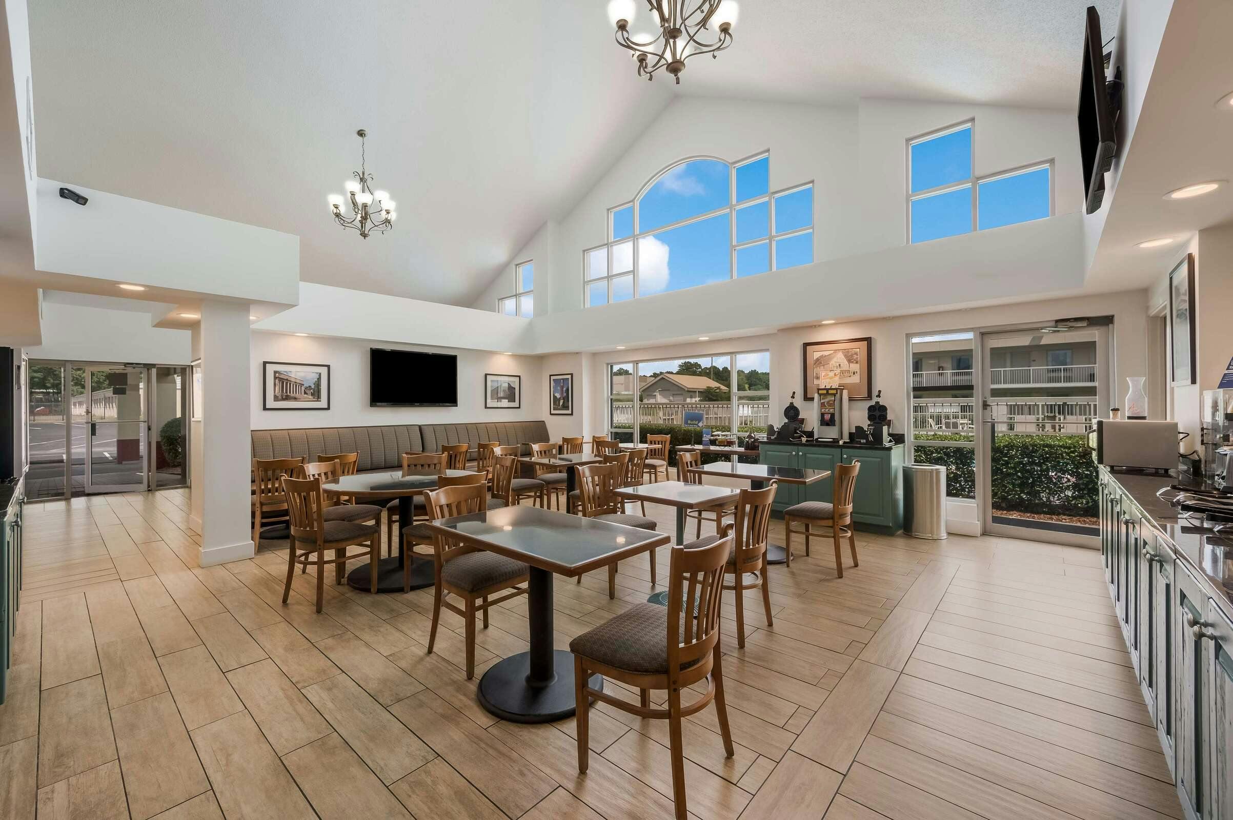 Hotel Best Western University Inn photo 3