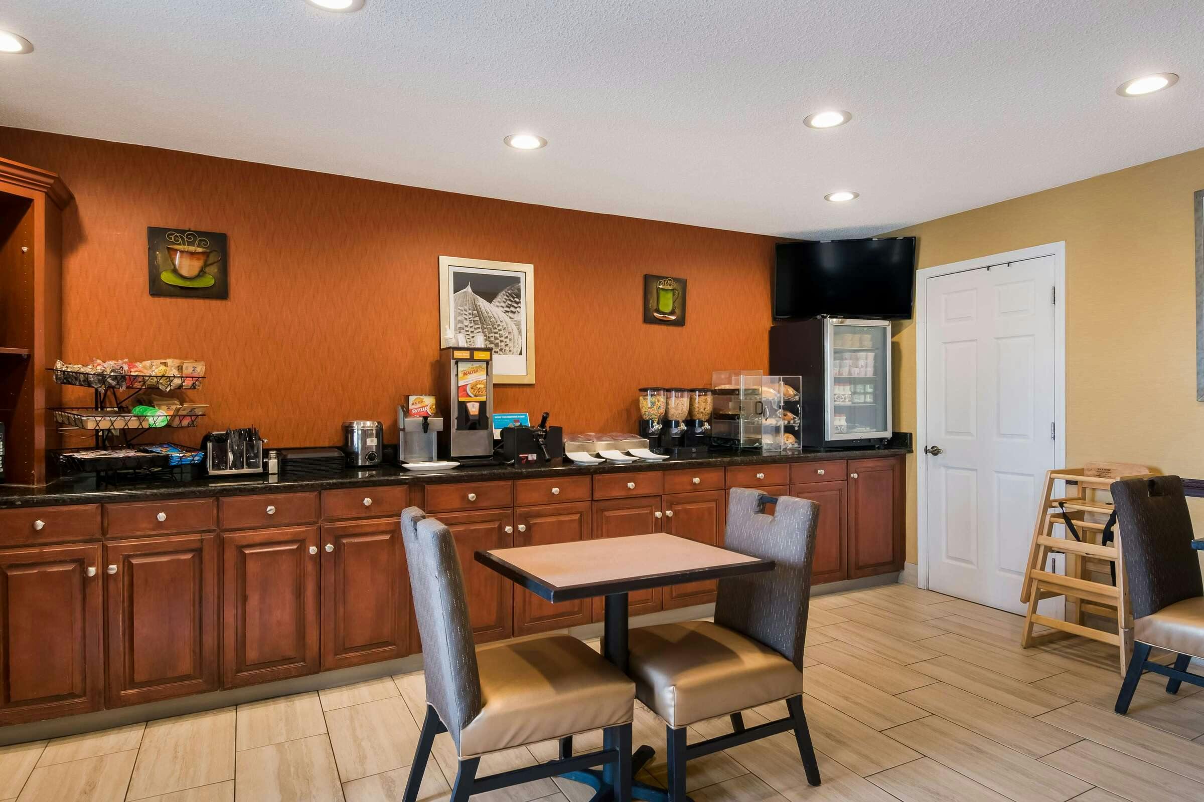 Hotel Sure Stay Plus Hotel By Best Western Jackson photo 5