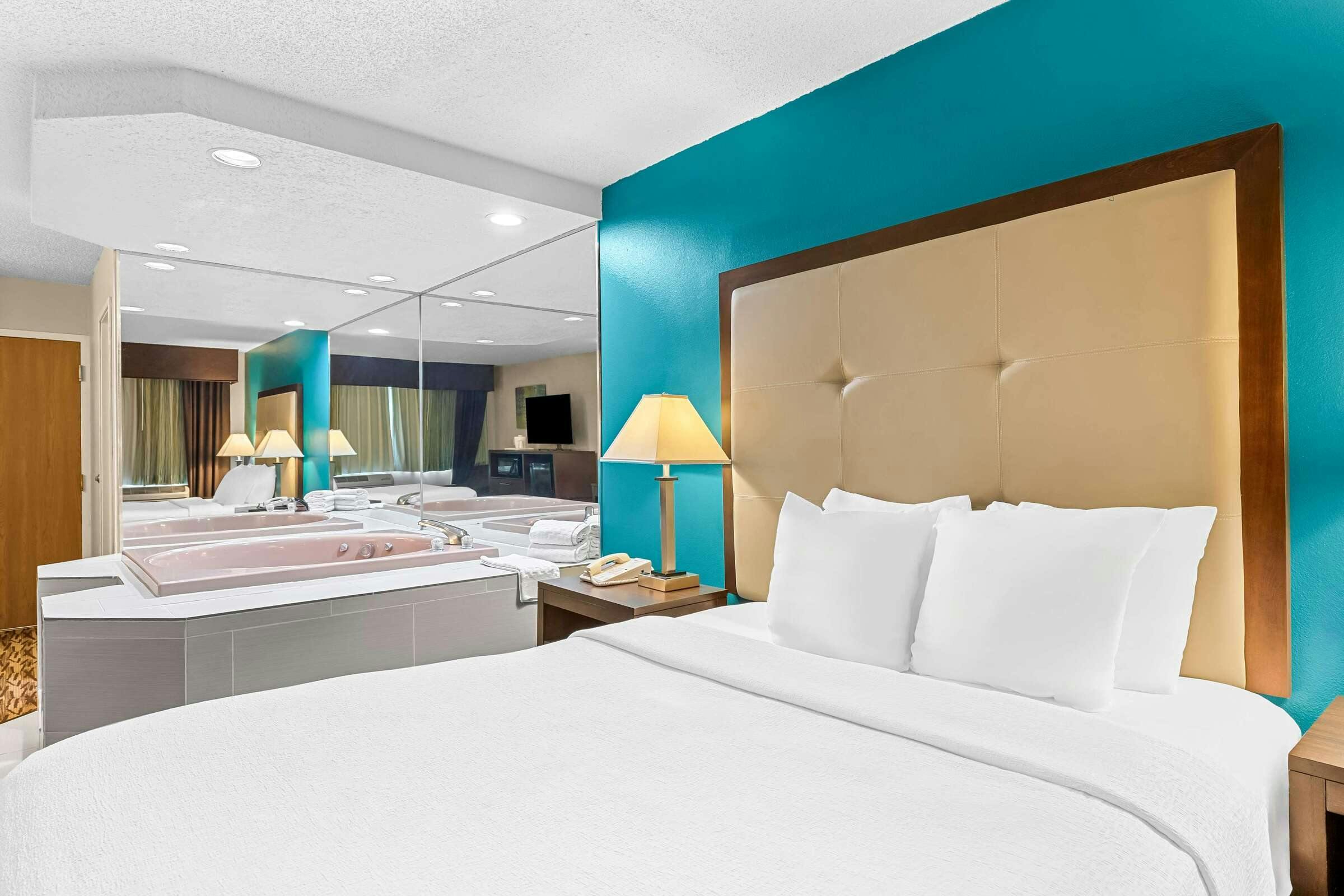 Hotel Best Western Baraboo Inn photo 2