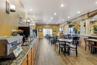 Hotel Best Western Plus Red River Inn photo 2
