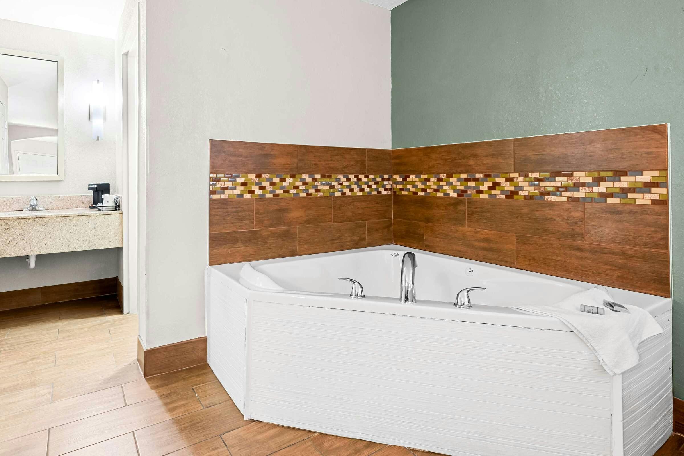 Hotel Best Western Executive Suites photo 4