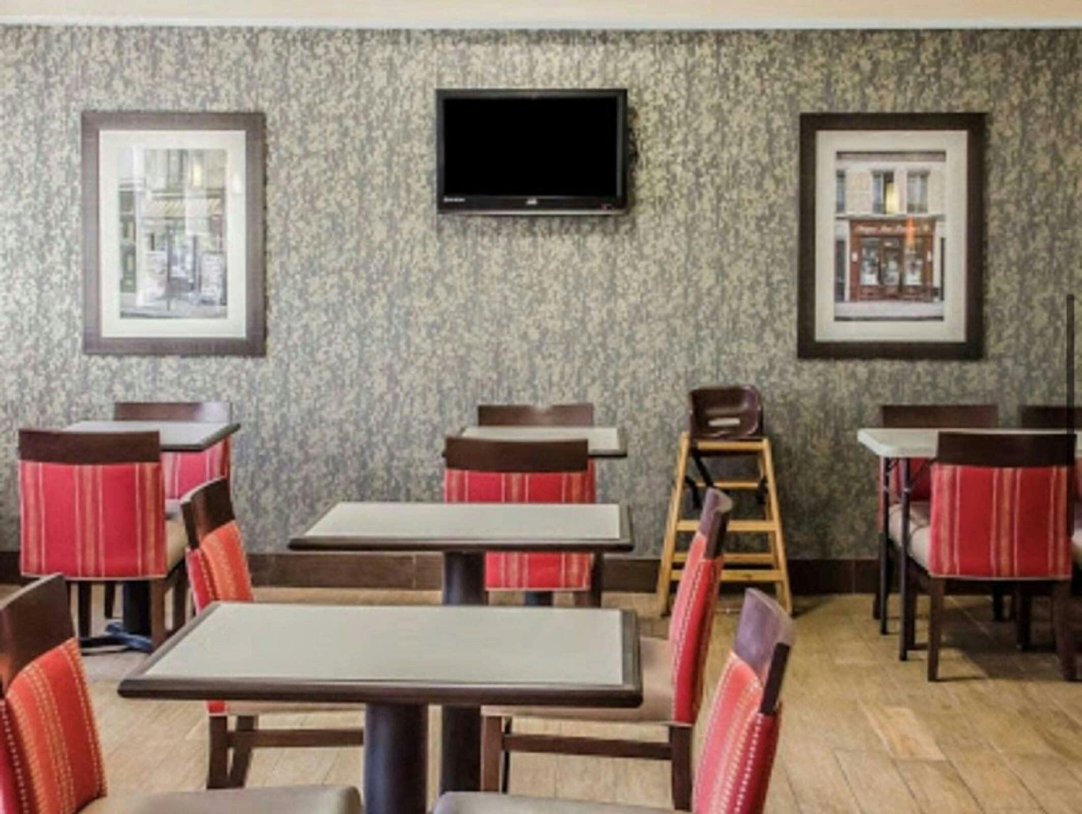 Hotel Sure Stay Plus By Best Western Jonestown Lebanon Valley photo 3