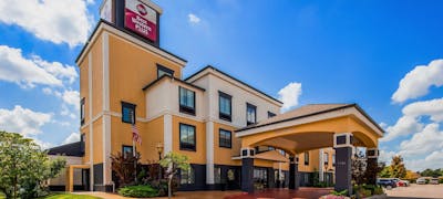 Best Western Plus Barsana Hotel & Suites