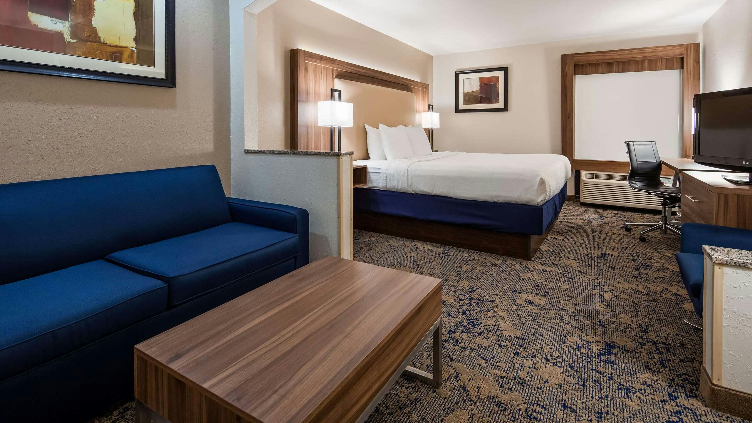 Hotel Best Western Plus Kansas City Airport-KCI East photo 2
