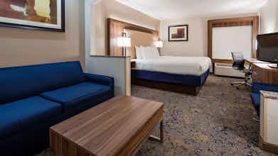 Hotel Best Western Plus Kansas City Airport-KCI East photo 2