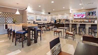 Hotel Best Western Plus Kansas City Airport-KCI East photo 3